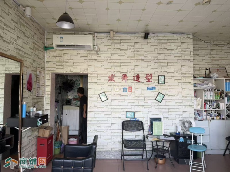 W龙岗美发店整体优价转让图3