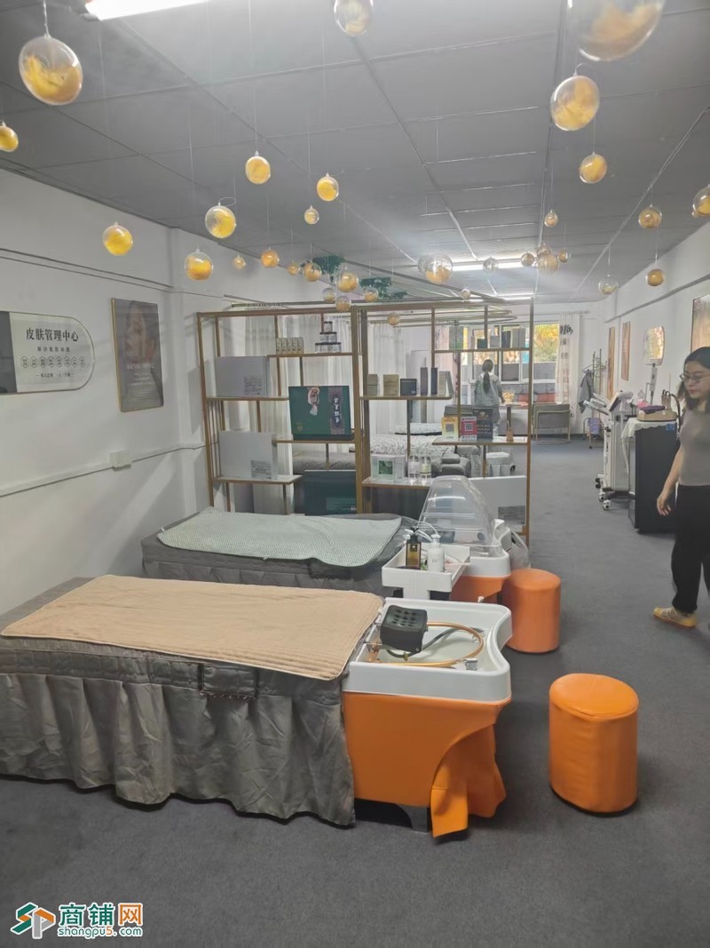 苏家屯金钱松东路美甲美睫出兑客户多老店图3