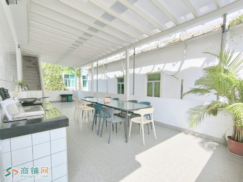 W 大鹏新区 较场尾汐上精品民宿低价转让图4