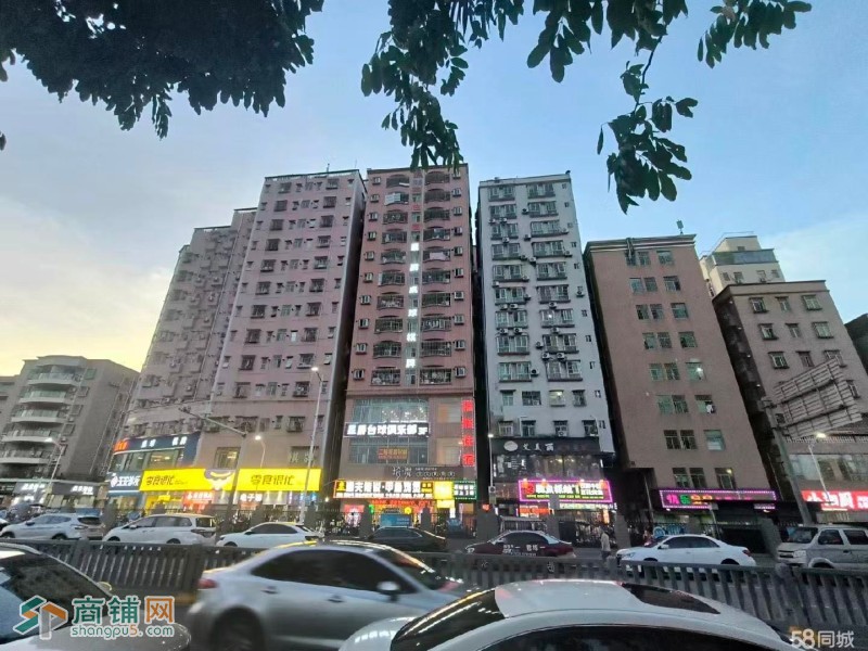 W深圳光明区玉律学校旁30米，百变焦点美发店旺铺转让图4