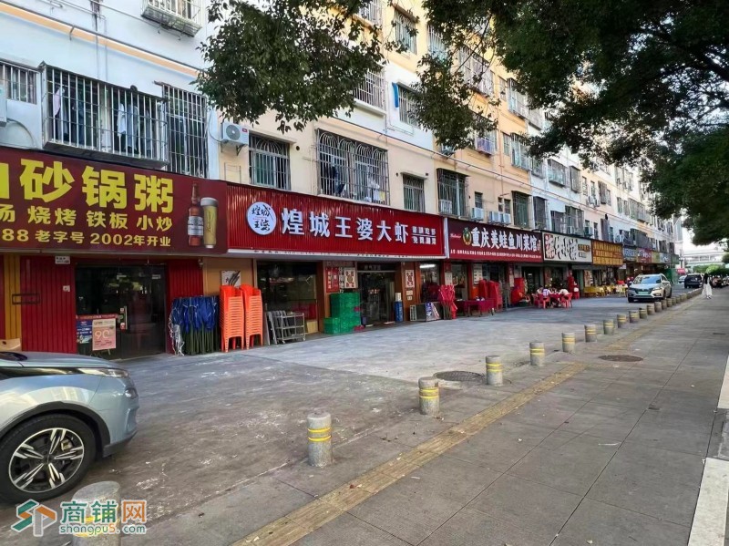 W龙岗区碧新路宵夜一条街夜宵店转让图4