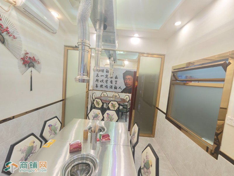 w 光明区 三饱碳烤鲜切牛肉店低价转让图3