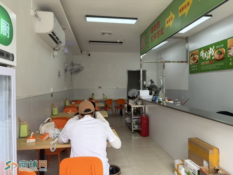 W龙华餐饮店整体优价转让图2