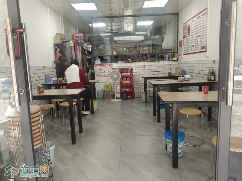 W龙岗区布吉康达尔花园一楼商铺/早餐/肠粉/粉面/餐饮/旺铺/低价转让图3