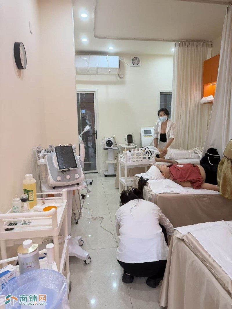 W宝安美容店整体优价转让图2
