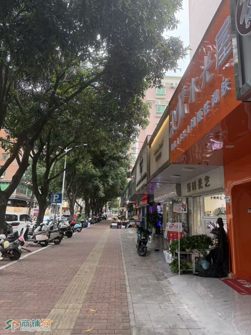 W宝安美容店整体优价转让图3