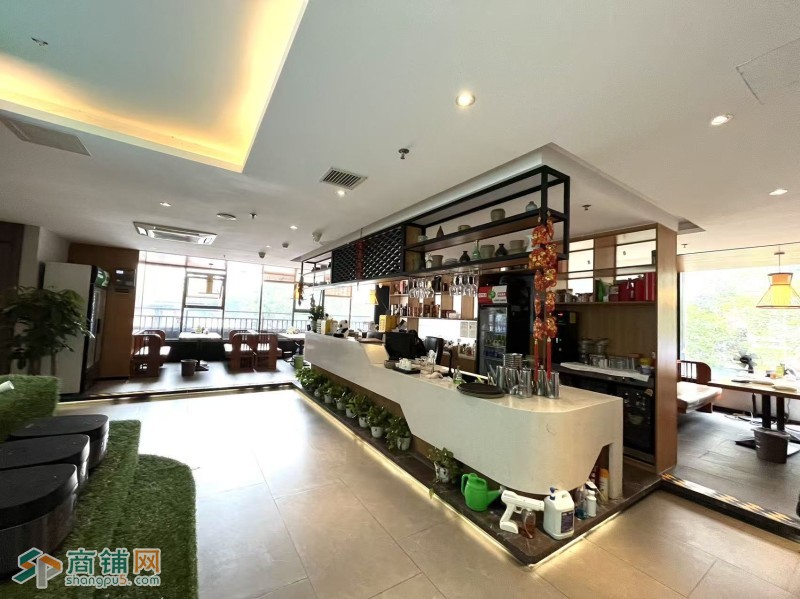 w龙华区 雅居湖北菜 旺铺转让图2