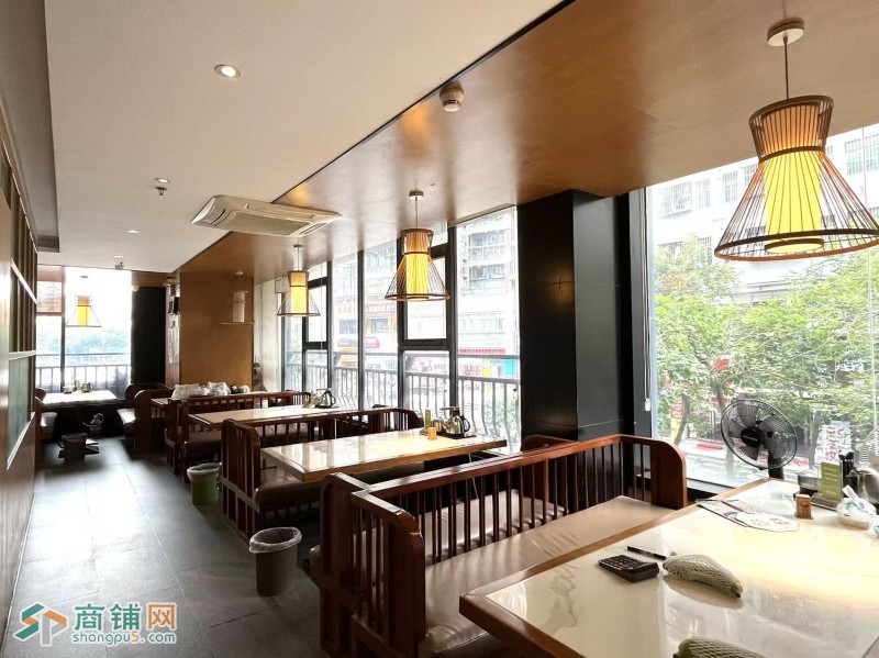 w龙华区 雅居湖北菜 旺铺转让图3