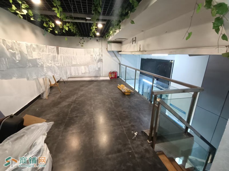 W龙岗区龙东地铁口美发店图5