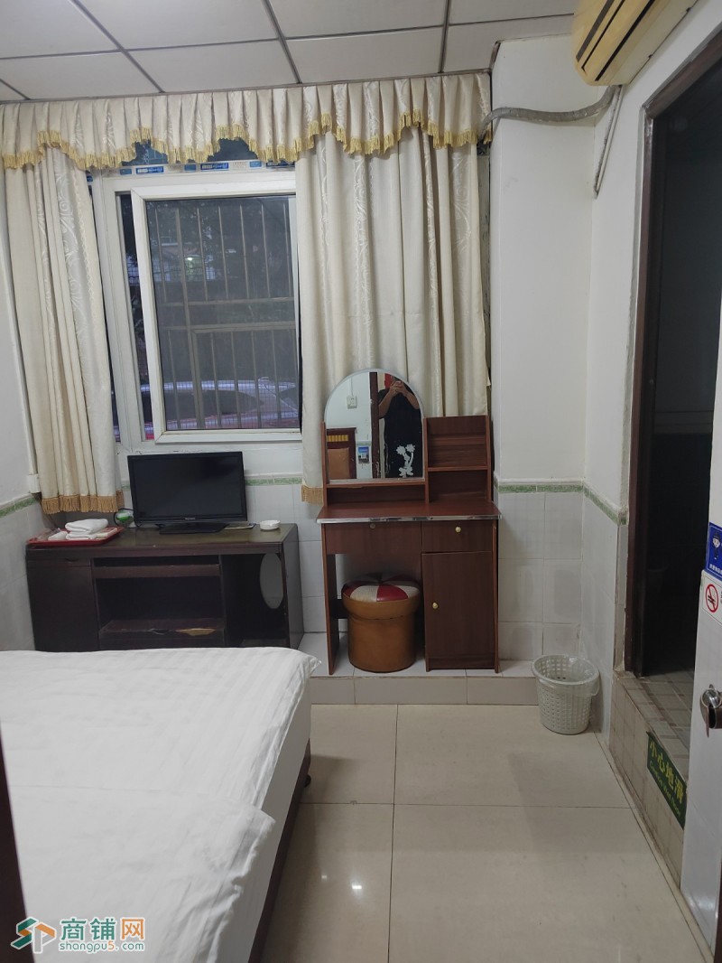 W深圳龙岗区南湾街道南岭花园.深圳源鑫旅馆旺铺转让图4