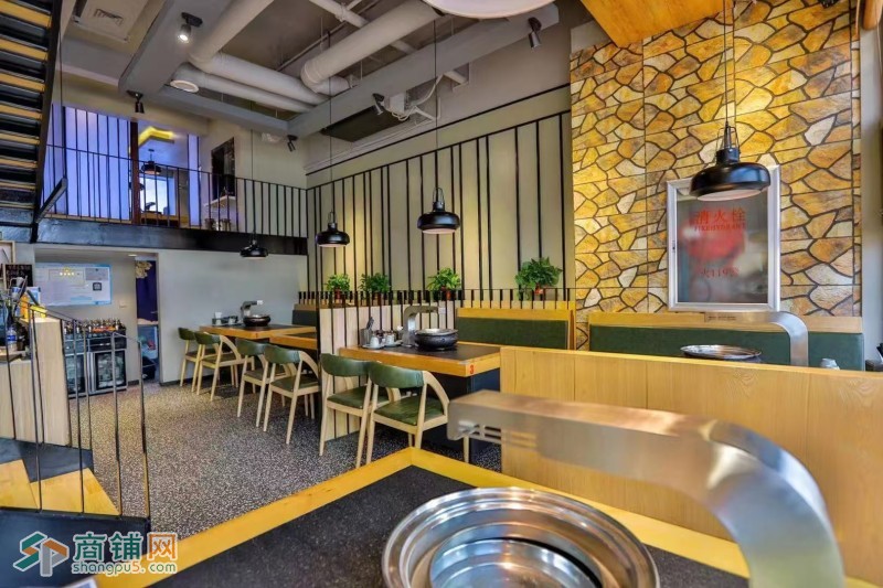 于洪区大通湖地铁口餐饮店出兑永辉超市附近烤肉店兑费13.8万图4