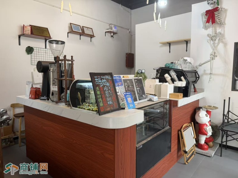 W福田区八卦岭地铁口咖啡店低价转让图2