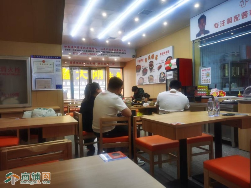 沈北新区吾悦广场餐饮店出兑空兑3.5万对面鑫大刚图2