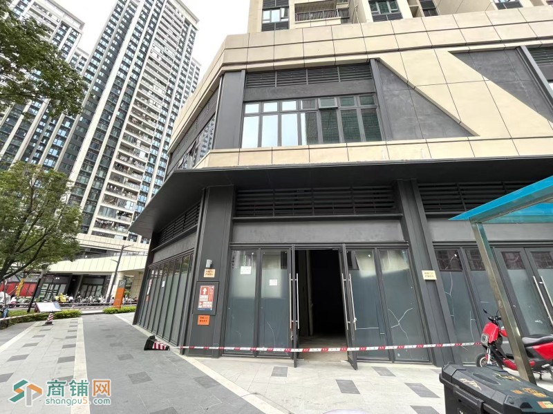 w光明区（出租）业主直租 临街大型社区万能铺图4