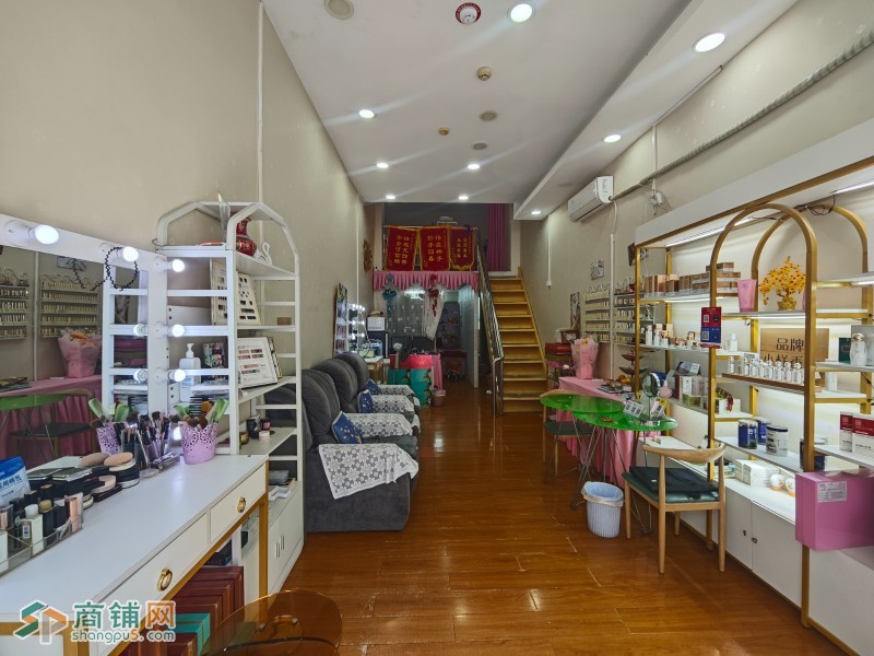 w宝安区 千姿美容店低价转让图2