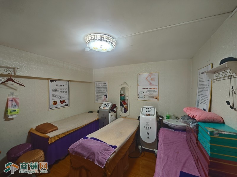 w宝安区 千姿美容店低价转让图3