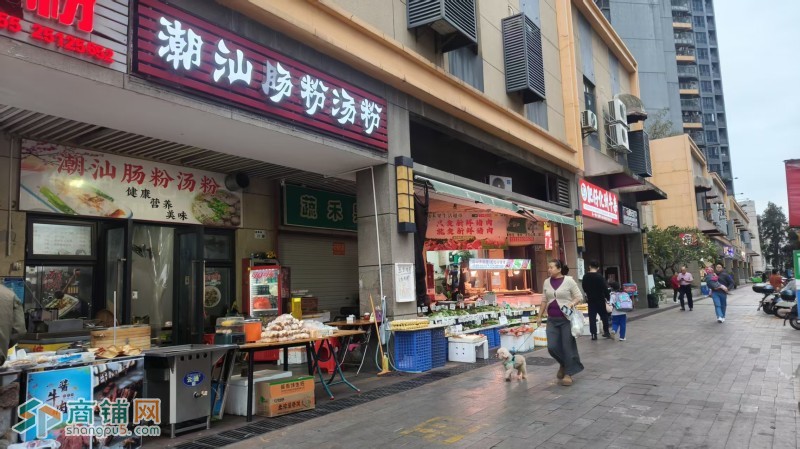 W光明区公明广场地铁口旁餐饮铺转让图2