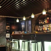 W 龙岗区小酒馆/清吧 /旺铺转让 /捡漏好铺